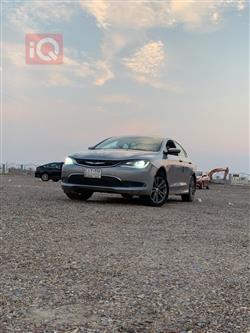 Chrysler 200